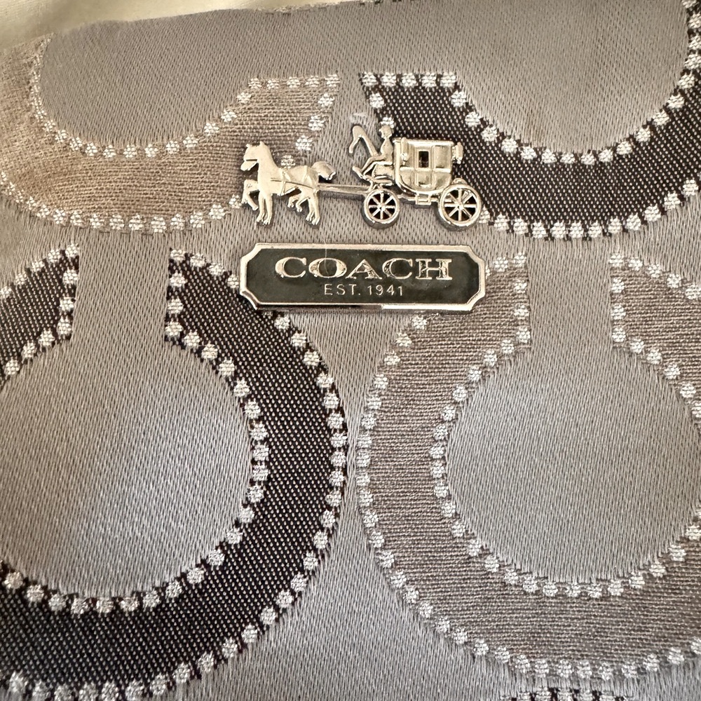 Coach Isabelle Madison silver metallic dotted Op Art Shoulder crossbody bag EUC - Picture 6 of 17